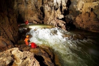 Quảng Bình: Khai trương tuyến du lịch khám phá mạo hiểm hang động Tú Làn
